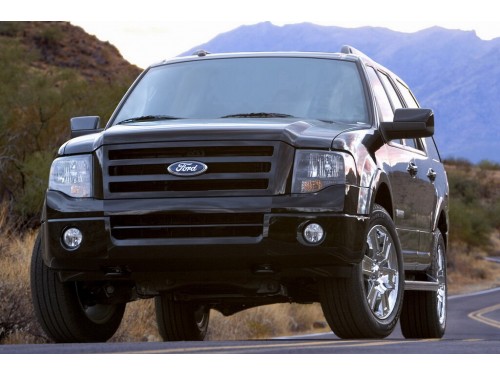 Характеристики автомобиля Ford Expedition 5.4 AT 4WD XLT (08.2006 - 07.2008): фото, вместимость, скорость, двигатель, топливо, масса, отзывы