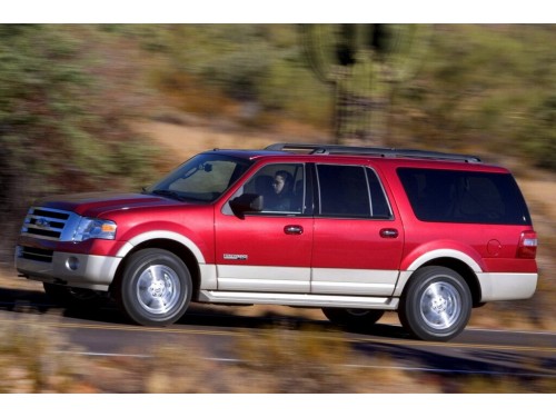 Характеристики автомобиля Ford Expedition 5.4 AT 4WD XLT (08.2006 - 07.2008): фото, вместимость, скорость, двигатель, топливо, масса, отзывы