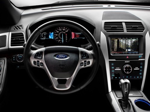 Характеристики автомобиля Ford Explorer 3.5 AT FWD Limited (12.2010 - 05.2015): фото, вместимость, скорость, двигатель, топливо, масса, отзывы
