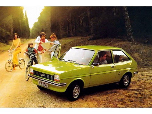 Характеристики автомобиля Ford Fiesta 1.1 MT Ghia (09.1976 - 07.1981): фото, вместимость, скорость, двигатель, топливо, масса, отзывы
