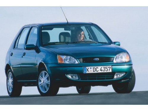 Характеристики автомобиля Ford Fiesta 1.3i MT Trend (09.1999 - 09.2001): фото, вместимость, скорость, двигатель, топливо, масса, отзывы