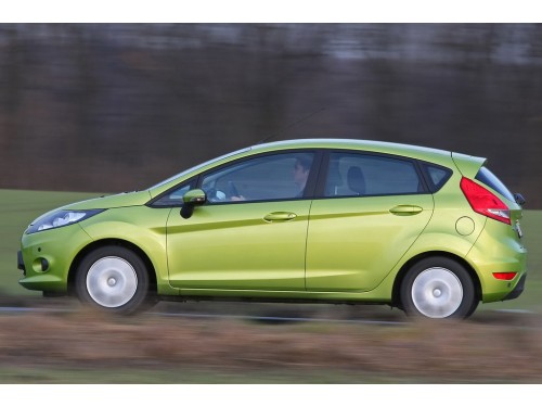 Характеристики автомобиля Ford Fiesta 1.4 LPG MT Titanium (02.2012 - 10.2012): фото, вместимость, скорость, двигатель, топливо, масса, отзывы