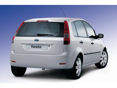 Характеристики автомобиля Ford Fiesta 1.4 MT Ambiente (10.2001 - 09.2005): фото, вместимость, скорость, двигатель, топливо, масса, отзывы
