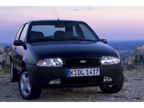 Характеристики автомобиля Ford Fiesta 1.3i MT Flair (09.1996 - 08.1999): фото, вместимость, скорость, двигатель, топливо, масса, отзывы