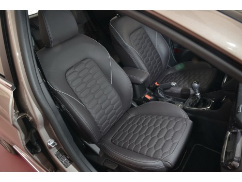Характеристики автомобиля Ford Fiesta 1.0 EcoBoost AT Active (05.2020 - н.в.): фото, вместимость, скорость, двигатель, топливо, масса, отзывы