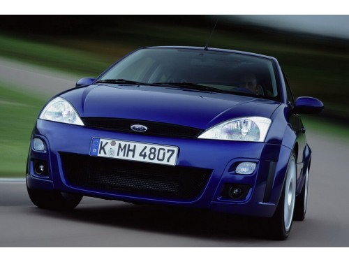 Характеристики автомобиля Ford Focus RS 2.0 MT RS (10.2002 - 11.2003): фото, вместимость, скорость, двигатель, топливо, масса, отзывы