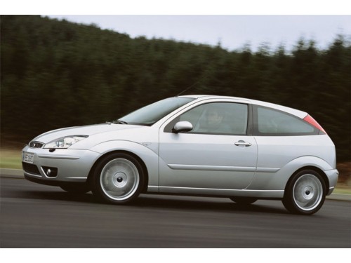 Характеристики автомобиля Ford Focus 1.4 MT Zetec (10.2001 - 08.2004): фото, вместимость, скорость, двигатель, топливо, масса, отзывы