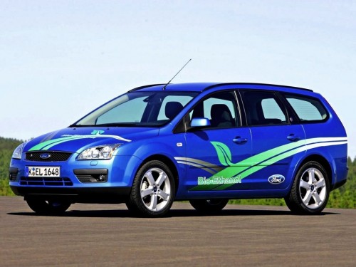 Характеристики автомобиля Ford Focus 1.4 MT Style (02.2007 - 01.2008): фото, вместимость, скорость, двигатель, топливо, масса, отзывы