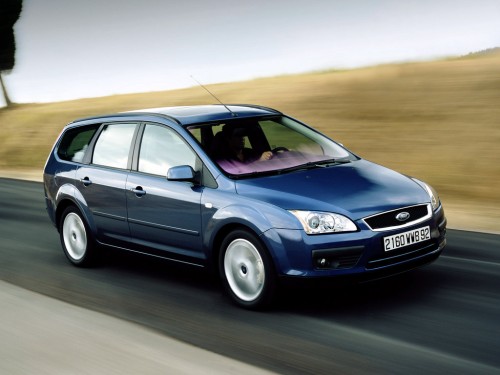 Характеристики автомобиля Ford Focus 1.4 MT Style (02.2007 - 01.2008): фото, вместимость, скорость, двигатель, топливо, масса, отзывы