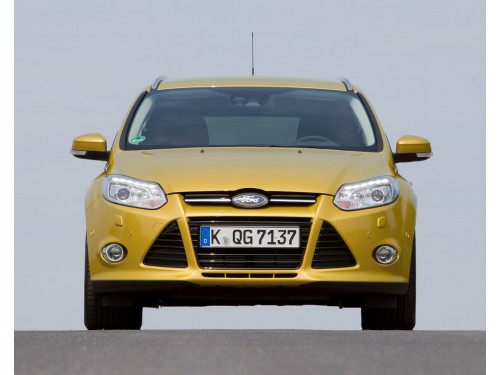 Характеристики автомобиля Ford Focus 1.6 EcoBoost MT Titanium (01.2010 - 12.2015): фото, вместимость, скорость, двигатель, топливо, масса, отзывы
