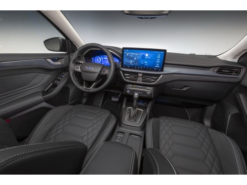 Характеристики автомобиля Ford Focus 1.0 EcoBoost Hybrid (MHEV) MT Cool &amp; Connect (10.2021 - н.в.): фото, вместимость, скорость, двигатель, топливо, масса, отзывы