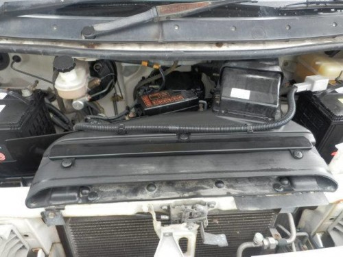Характеристики автомобиля Ford Freda 2.5 Super XL-T (11.1997 - 01.1999): фото, вместимость, скорость, двигатель, топливо, масса, отзывы