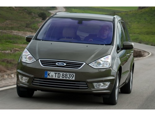 Характеристики автомобиля Ford Galaxy 1.6 EcoBoost MT Trend (05.2010 - 03.2015): фото, вместимость, скорость, двигатель, топливо, масса, отзывы