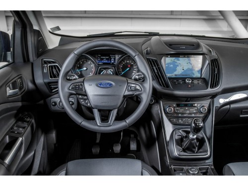 Характеристики автомобиля Ford Kuga 2.5 AT 2WD Titanium (12.2016 - 01.2019): фото, вместимость, скорость, двигатель, топливо, масса, отзывы