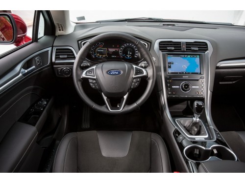 Характеристики автомобиля Ford Mondeo 1.5 TDCi MT Business Edition (02.2015 - 01.2019): фото, вместимость, скорость, двигатель, топливо, масса, отзывы