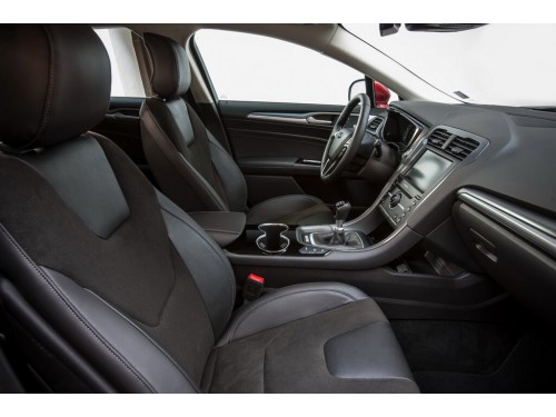 Характеристики автомобиля Ford Mondeo 1.5 TDCi MT Business Edition (02.2015 - 01.2019): фото, вместимость, скорость, двигатель, топливо, масса, отзывы