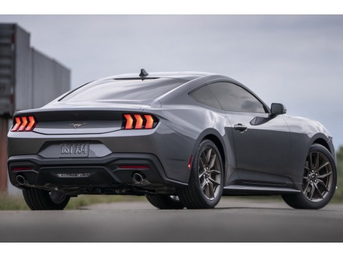 Характеристики автомобиля Ford Mustang 5.0 Ti-VCT AT GT Premium (active exhaust) (07.2023 - н.в.): фото, вместимость, скорость, двигатель, топливо, масса, отзывы