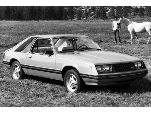 Характеристики автомобиля Ford Mustang 2.3 MT Mustang Ghia 3-door 4-gears (11.1978 - 09.1981): фото, вместимость, скорость, двигатель, топливо, масса, отзывы