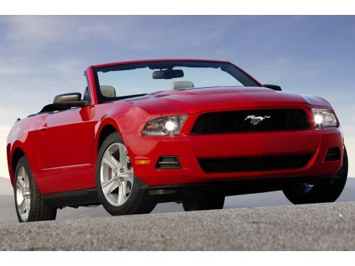 Характеристики автомобиля Ford Mustang 5.0 AT Mustang GT Premium (07.2010 - 01.2012): фото, вместимость, скорость, двигатель, топливо, масса, отзывы