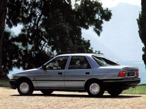 Характеристики автомобиля Ford Orion 1.4 MT СLX (09.1990 - 11.1993): фото, вместимость, скорость, двигатель, топливо, масса, отзывы