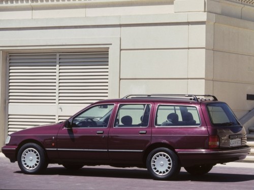 Характеристики автомобиля Ford Sierra 1.6 MT GL (01.1987 - 02.1990): фото, вместимость, скорость, двигатель, топливо, масса, отзывы