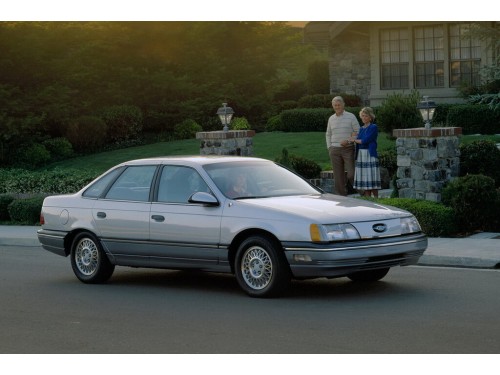 Характеристики автомобиля Ford Taurus 2.5 AT Taurus L (10.1985 - 09.1986): фото, вместимость, скорость, двигатель, топливо, масса, отзывы