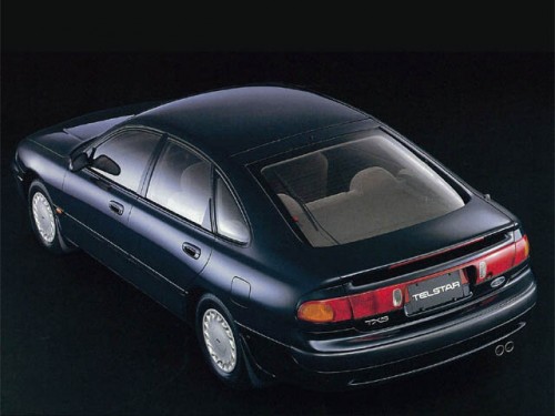 Характеристики автомобиля Ford Telstar 2.5 25Vi (12.1993 - 08.1994): фото, вместимость, скорость, двигатель, топливо, масса, отзывы