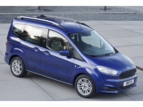 Характеристики автомобиля Ford Tourneo Courier 1.6 TDCi MT Ambiente (06.2014 - 08.2015): фото, вместимость, скорость, двигатель, топливо, масса, отзывы