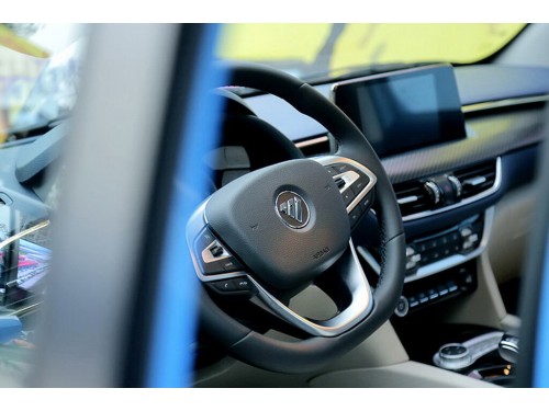 Характеристики автомобиля Foton Tunland G7 2.0D MT 2WD Exclusive Long Cabin (01.2022 - н.в.): фото, вместимость, скорость, двигатель, топливо, масса, отзывы