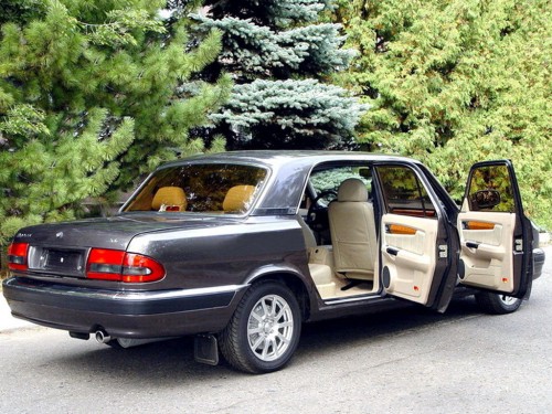 Характеристики автомобиля ГАЗ 31105 Волга 2.3 MT Лимузин (06.2007 - 12.2007): фото, вместимость, скорость, двигатель, топливо, масса, отзывы