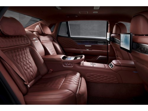 Характеристики автомобиля Genesis G90 3.5 AT 2WD 4 seats (12.2021 - н.в.): фото, вместимость, скорость, двигатель, топливо, масса, отзывы