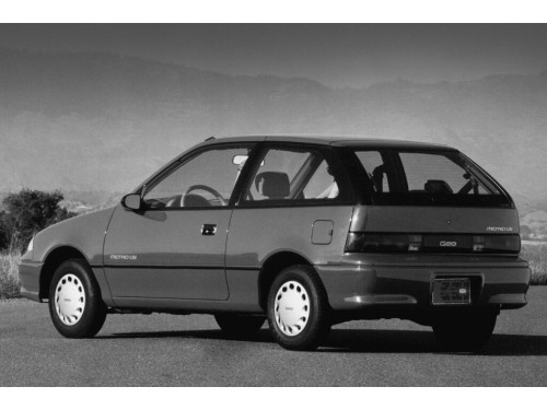Характеристики автомобиля Geo Metro 1.0 AT Metro LSi (05.1988 - 06.1991): фото, вместимость, скорость, двигатель, топливо, масса, отзывы
