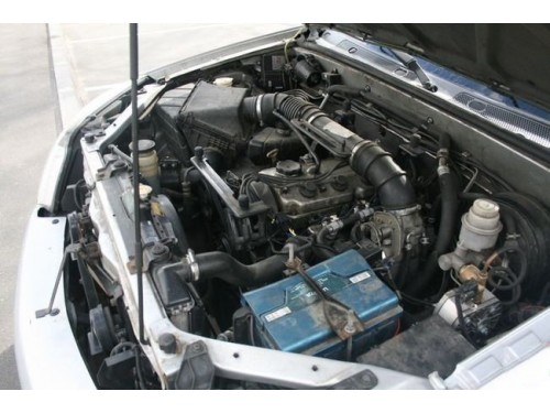 Характеристики автомобиля Great Wall Hover 2.4 MT 4WD Стандарт (09.2005 - 09.2010): фото, вместимость, скорость, двигатель, топливо, масса, отзывы