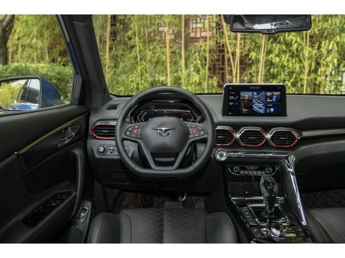 Характеристики автомобиля Haima 8S 1.6TGDI AT Flagship (06.2020 - н.в.): фото, вместимость, скорость, двигатель, топливо, масса, отзывы