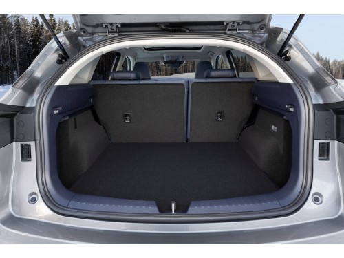 Характеристики автомобиля Haval F7 1.5 SAT 4WD Premium (02.2022 - н.в.): фото, вместимость, скорость, двигатель, топливо, масса, отзывы
