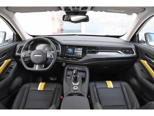 Характеристики автомобиля Haval F7x 2.0 2WD SAT Premium (11.2019 - 06.2020): фото, вместимость, скорость, двигатель, топливо, масса, отзывы