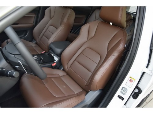 Характеристики автомобиля Haval H6 1.5T DCT Blue Label Comfort (11.2018 - 05.2019): фото, вместимость, скорость, двигатель, топливо, масса, отзывы