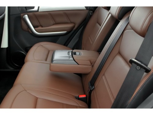 Характеристики автомобиля Haval H8 2.0T AT AWD Smart Enjoy (06.2017 - 06.2018): фото, вместимость, скорость, двигатель, топливо, масса, отзывы