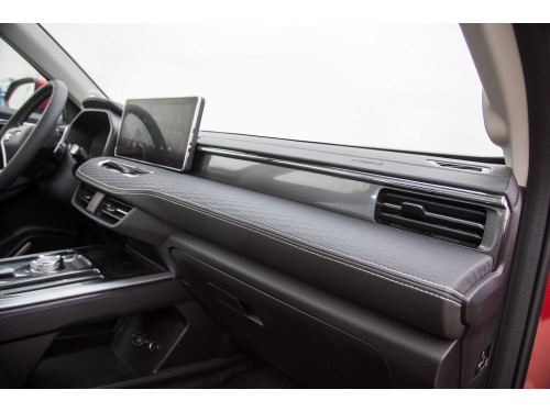 Характеристики автомобиля Haval Jolion 1.5 MT Comfort (05.2021 - н.в.): фото, вместимость, скорость, двигатель, топливо, масса, отзывы