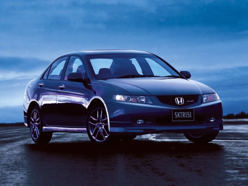Характеристики автомобиля Honda Accord 2.0 20EL (10.2004 - 10.2005): фото, вместимость, скорость, двигатель, топливо, масса, отзывы