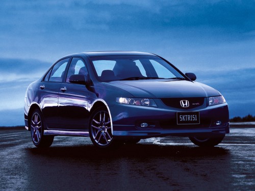 Характеристики автомобиля Honda Accord 2.4 24T (10.2004 - 10.2005): фото, вместимость, скорость, двигатель, топливо, масса, отзывы