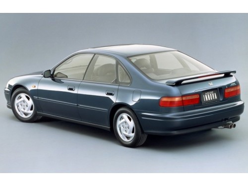 Характеристики автомобиля Honda Ascot Innova 2.3 Si-Z 4WS (03.1992 - 01.1994): фото, вместимость, скорость, двигатель, топливо, масса, отзывы