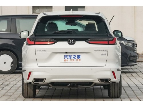 Характеристики автомобиля Honda Breeze 1.5T CVT 240Turbo Premium Edition (12.2022 - н.в.): фото, вместимость, скорость, двигатель, топливо, масса, отзывы