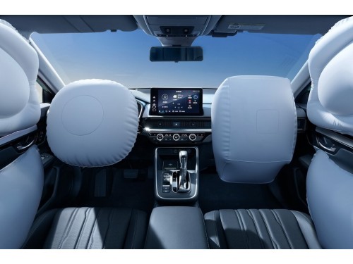 Характеристики автомобиля Honda Breeze 1.5T CVT 240Turbo Premium Edition Pro (12.2022 - н.в.): фото, вместимость, скорость, двигатель, топливо, масса, отзывы