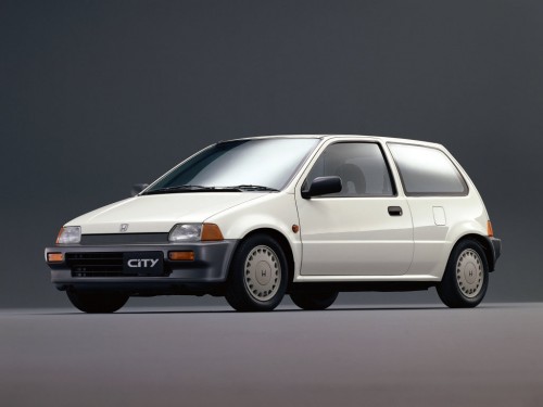 Характеристики автомобиля Honda City 1.2 EE (10.1986 - 09.1988): фото, вместимость, скорость, двигатель, топливо, масса, отзывы
