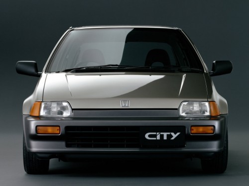 Характеристики автомобиля Honda City 1.2 GG (10.1986 - 09.1988): фото, вместимость, скорость, двигатель, топливо, масса, отзывы