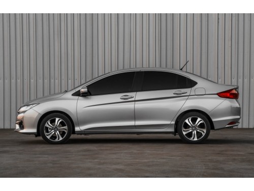 Характеристики автомобиля Honda City 1.5 CVT VX (02.2014 - 01.2017): фото, вместимость, скорость, двигатель, топливо, масса, отзывы