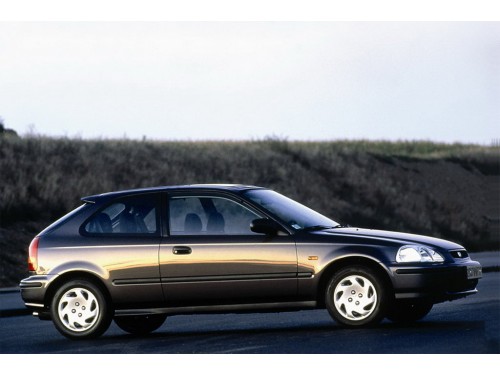 Характеристики автомобиля Honda Civic 1.5i AT LS (03.1996 - 02.1999): фото, вместимость, скорость, двигатель, топливо, масса, отзывы