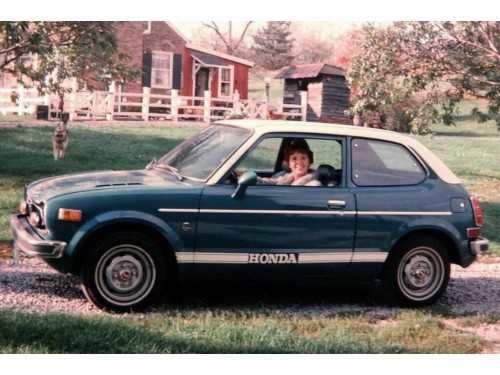 Характеристики автомобиля Honda Civic 1.2 AT Civic (05.1975 - 06.1977): фото, вместимость, скорость, двигатель, топливо, масса, отзывы