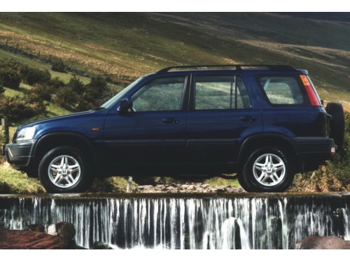 Характеристики автомобиля Honda CR-V 2.0 AT LX (06.1996 - 03.1999): фото, вместимость, скорость, двигатель, топливо, масса, отзывы